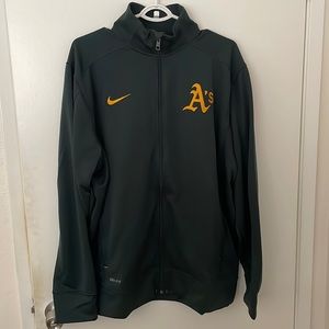 Oakland A’s Dri-fit jacket size XL Green